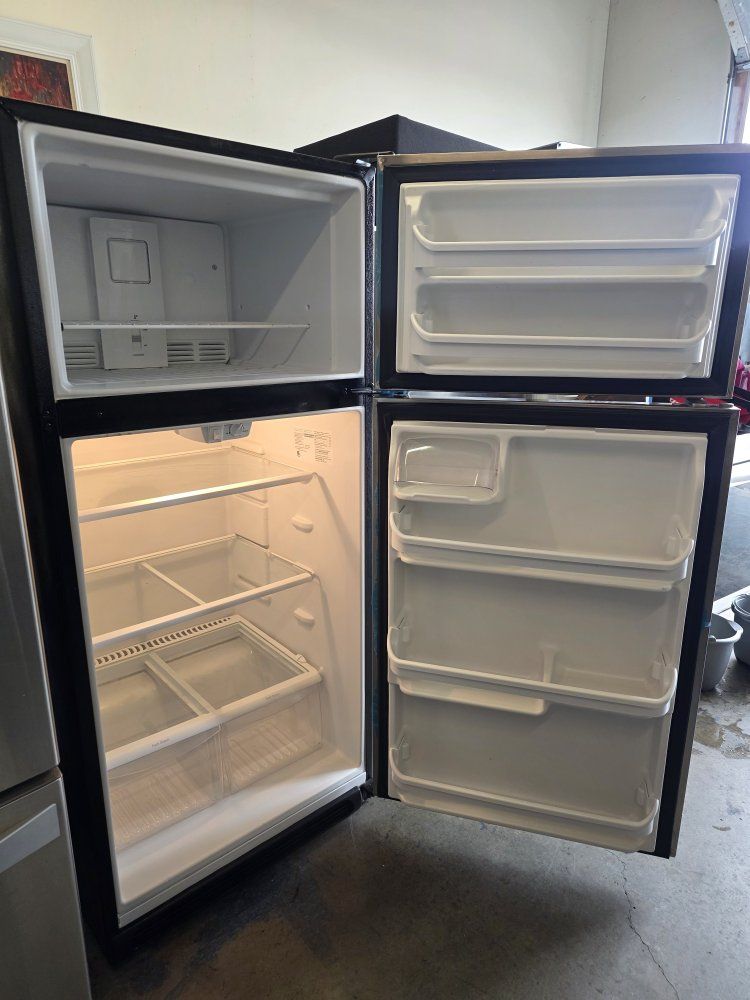 Frigidaire refrigerator