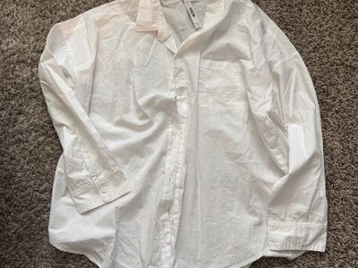 VS Pink Sleep or Beach white poplin button down sh