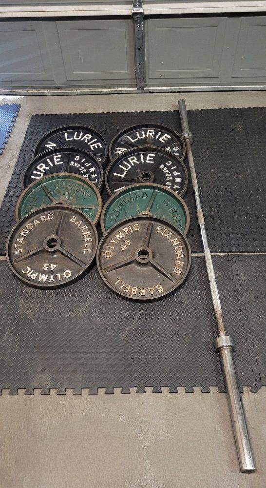 Weights 360 pounds