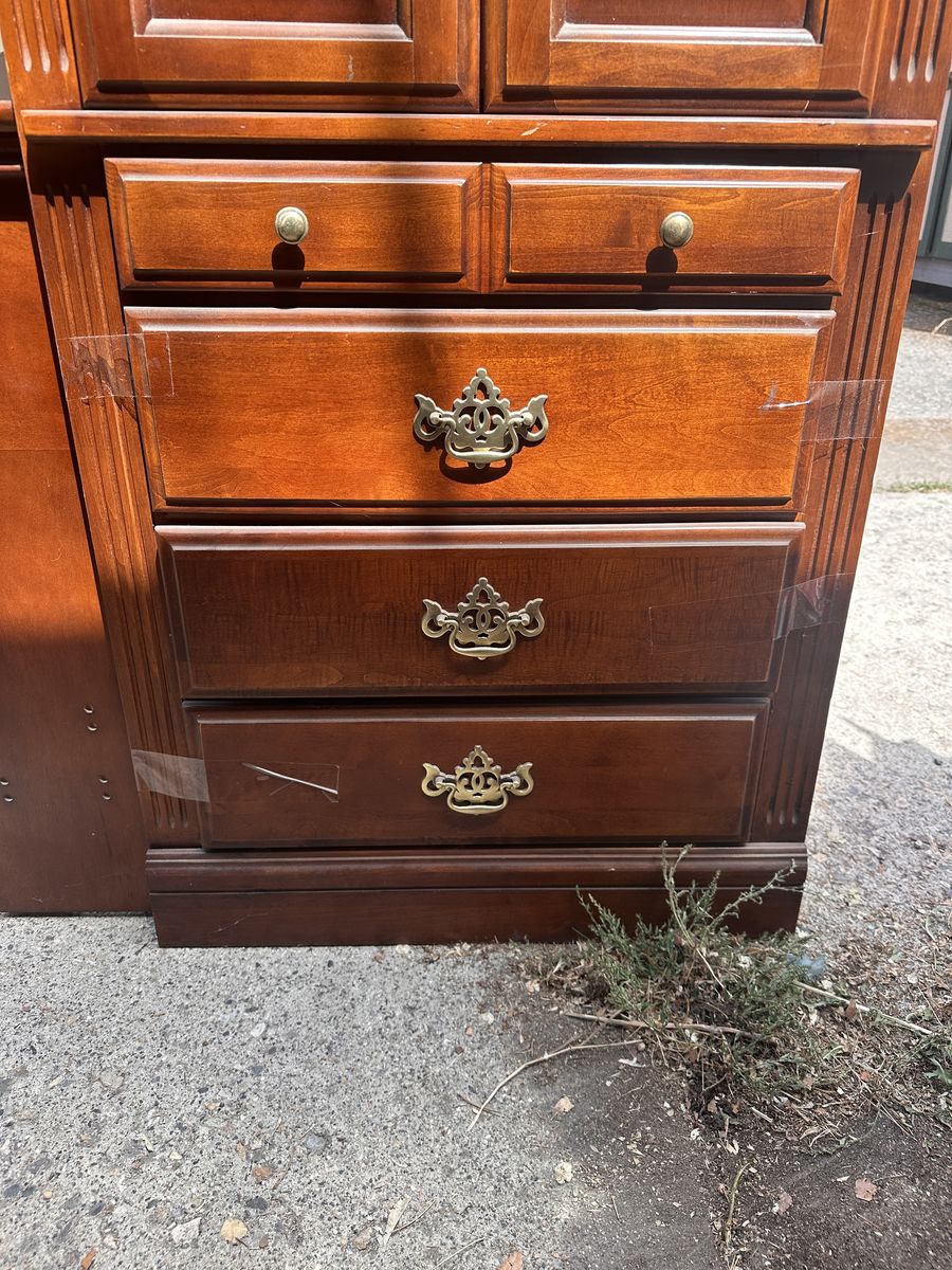 Main image 7