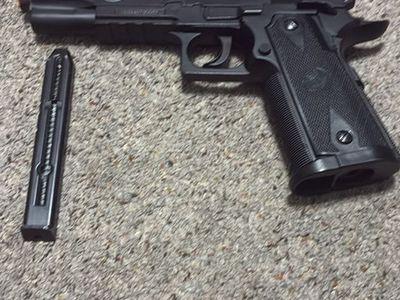 Colt M1911 6mm CO2 Airsoft with Magazine - Black (not blowback)