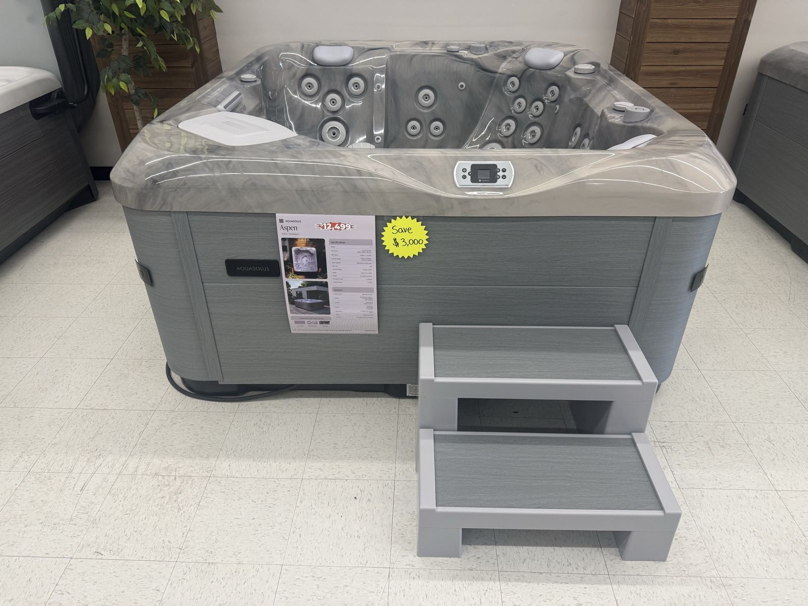 New fully loaded Hot Tub