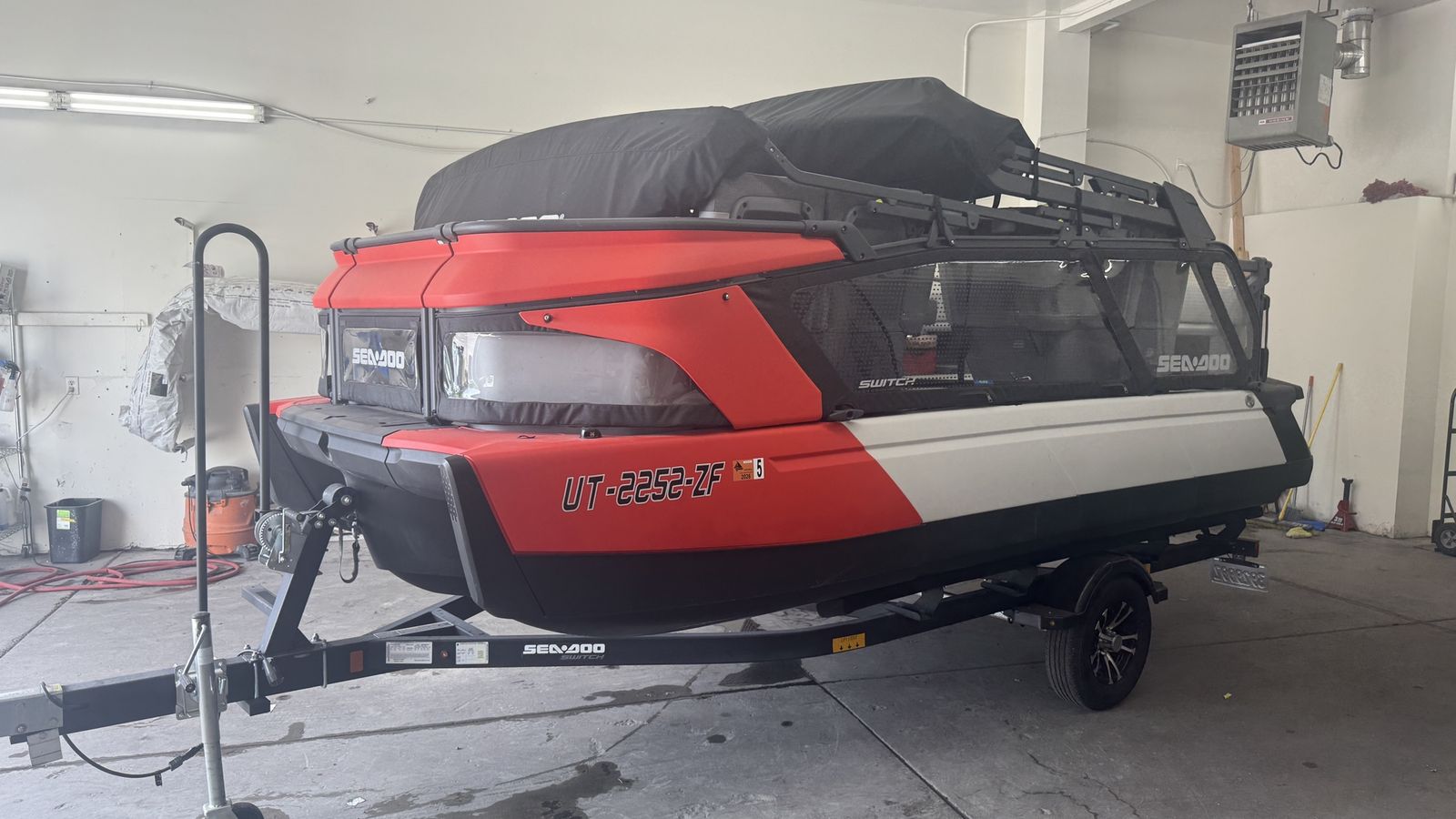 2023 Sea-Doo Switch Cruise 18' 230HP with Dual Bimini, Low Hours, Upgraded Impeller & Charger