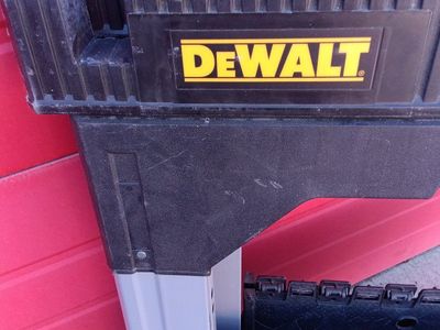 2 DeWalt Heavy Duty Saw Horses Set of Two!