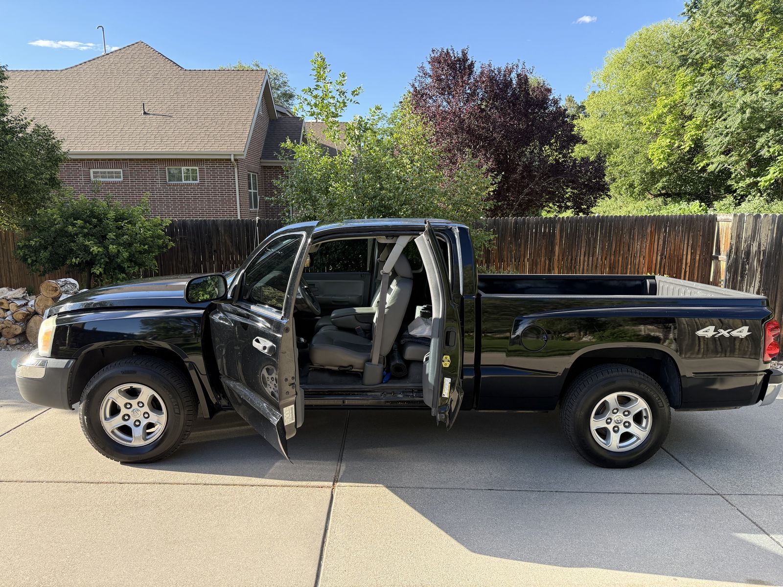 2005 Dodge Dakota SLT