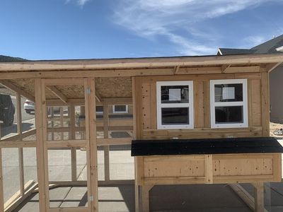 CHICKEN COOP 800