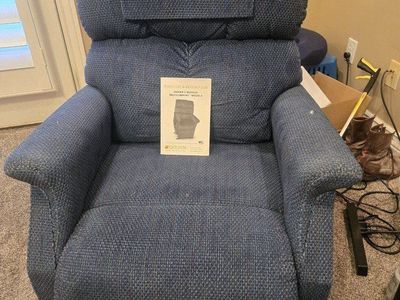 Golden Lifting Recliner