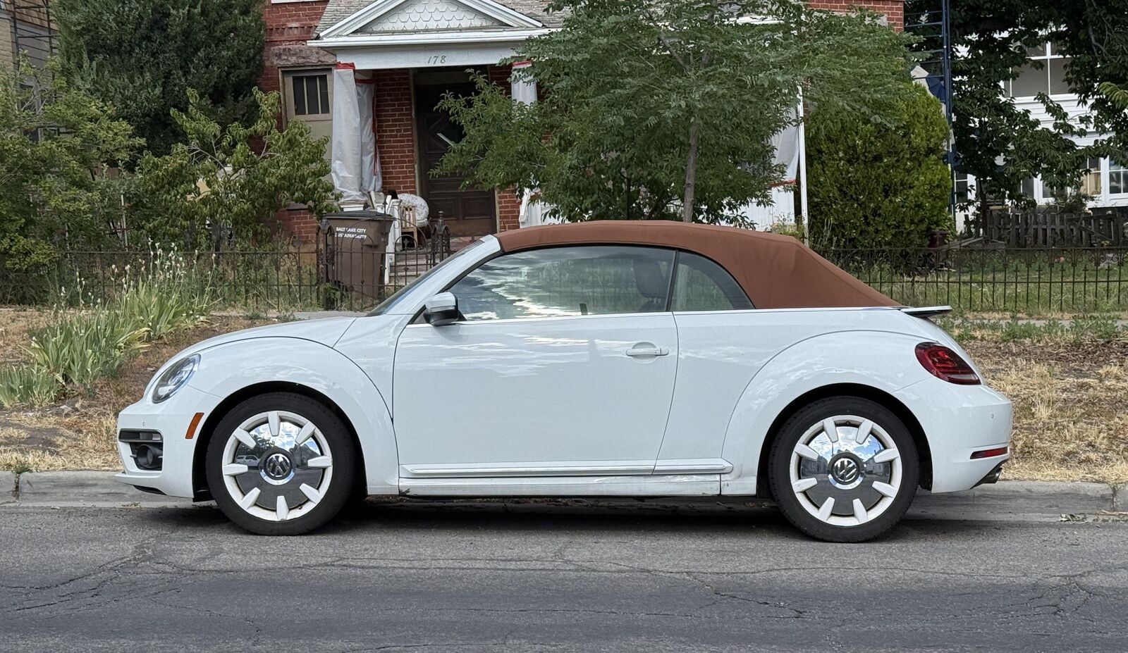 2019-volkswagen-beetle-2-0t-final-edition-sel-in-salt-lake-city-ut