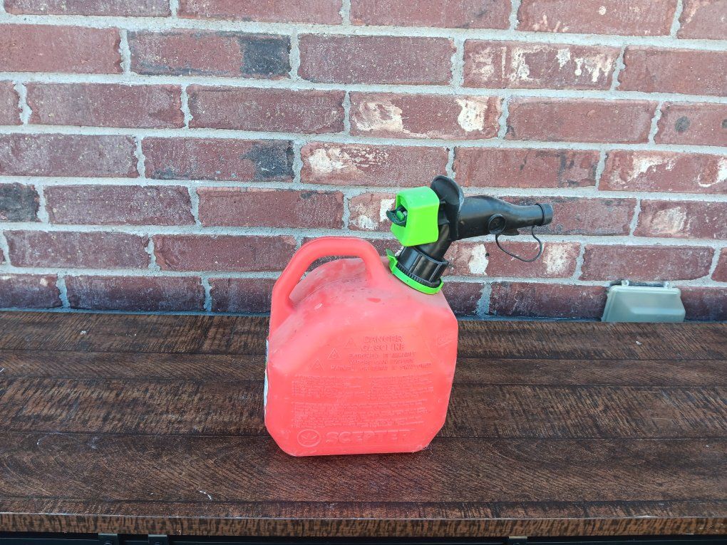 Scepter SmartControl 2-Gallon Gas Can