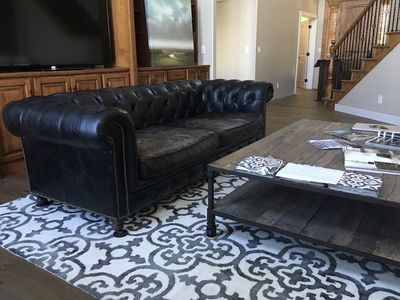 10’x14’ Ivory/Charcoal Indoor Wool Area Rug, Handmade from Safavieh Collection