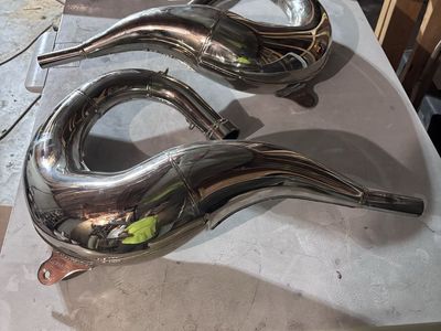 Banshee pipes