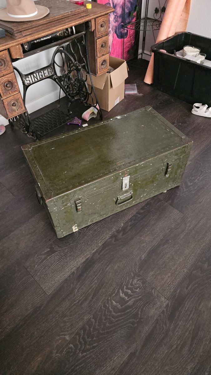 Military chest