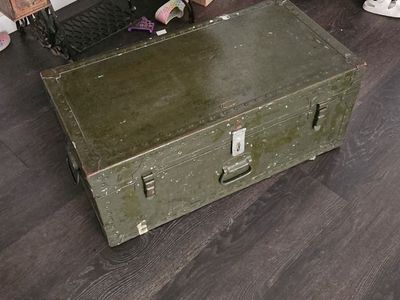 Military chest