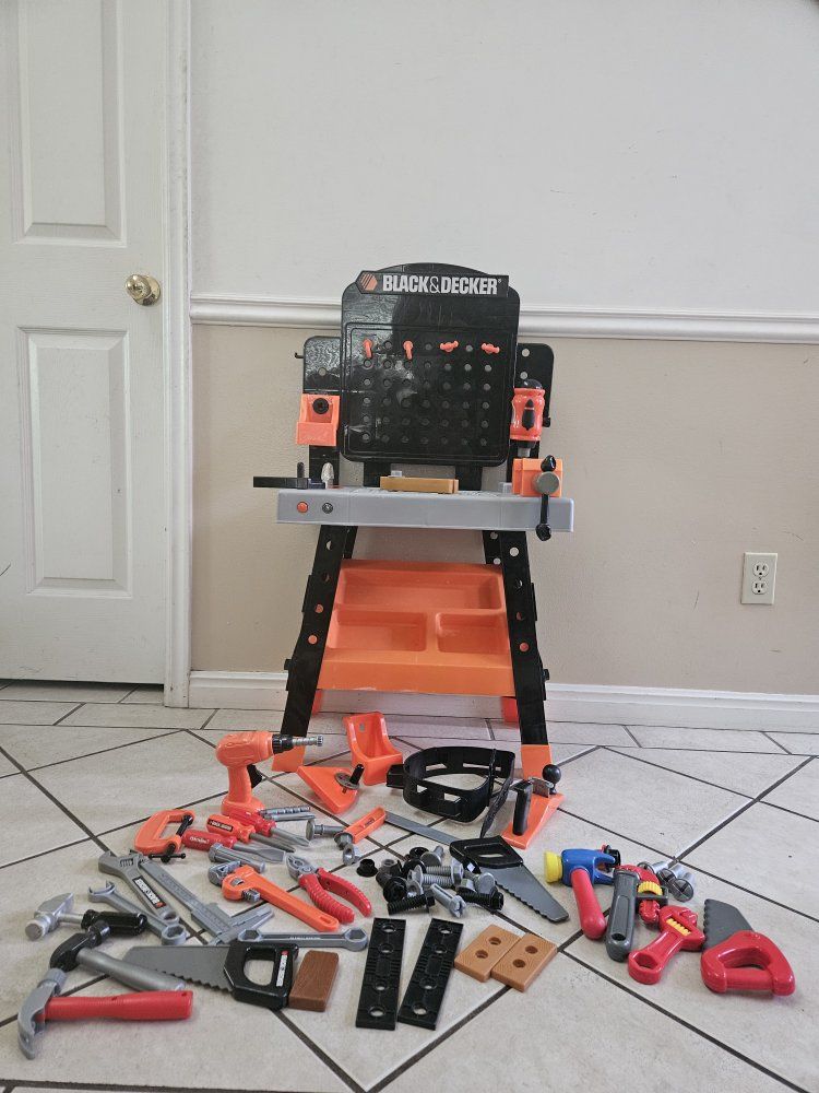 Black & Decker Kids Workbench & Tool Set - Complete Pretend Play Toy Workshop