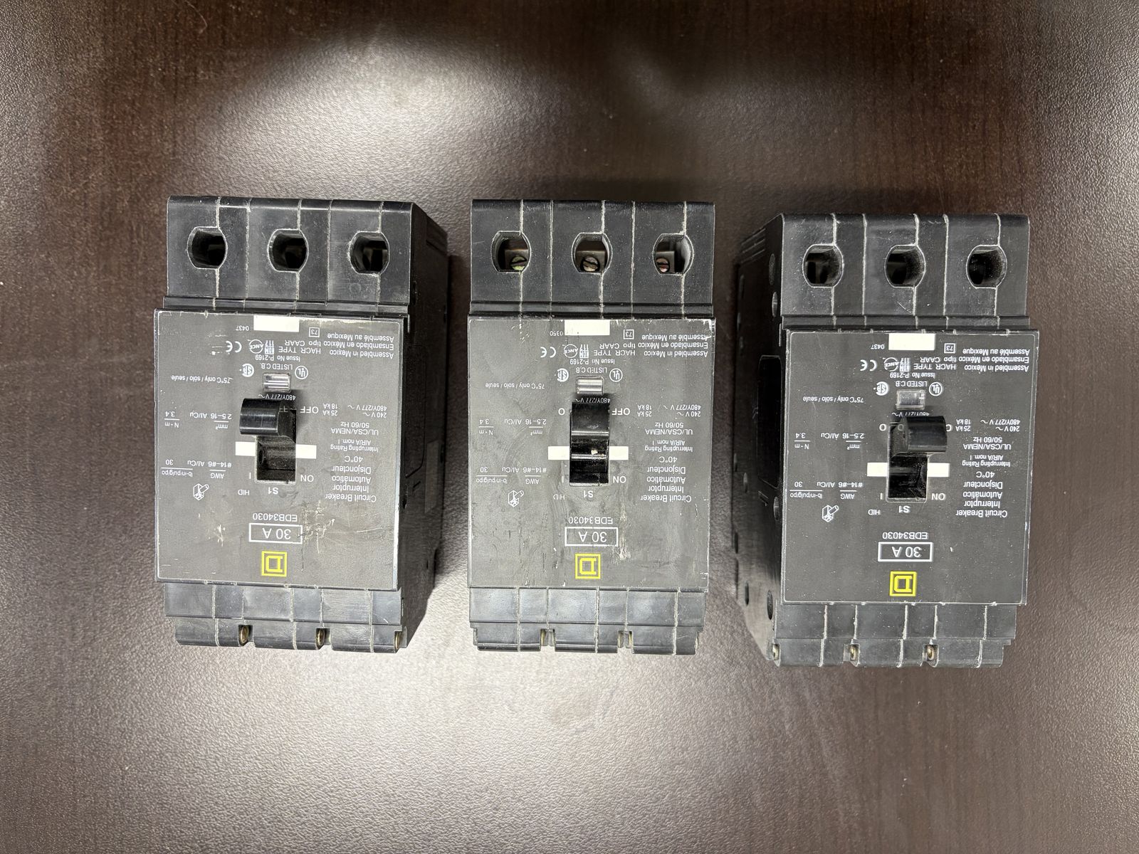 Square D EDB34030 30A Circuit Breakers