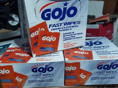 GOJO WIPES