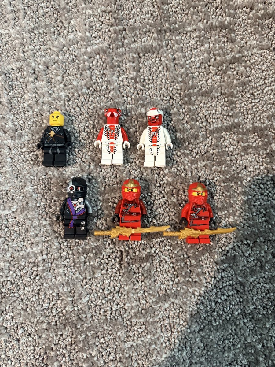 LEGO Ninjago Kai ZX and more mini-figures