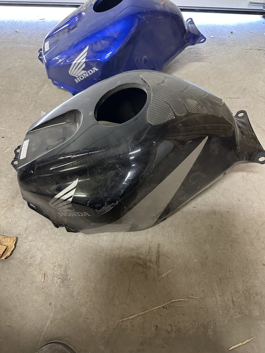 2004 Honda Cbr Tank Fairing