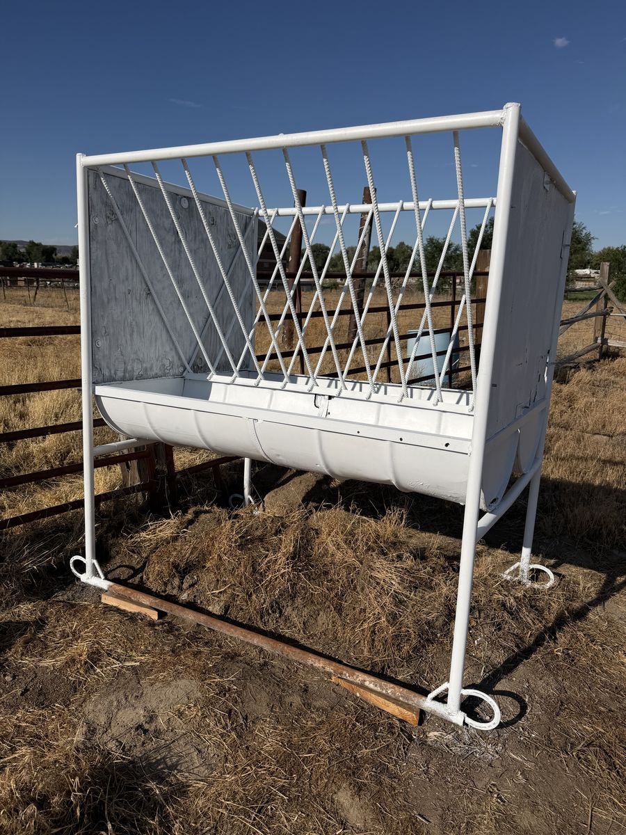 Large Steel Horse Feeder