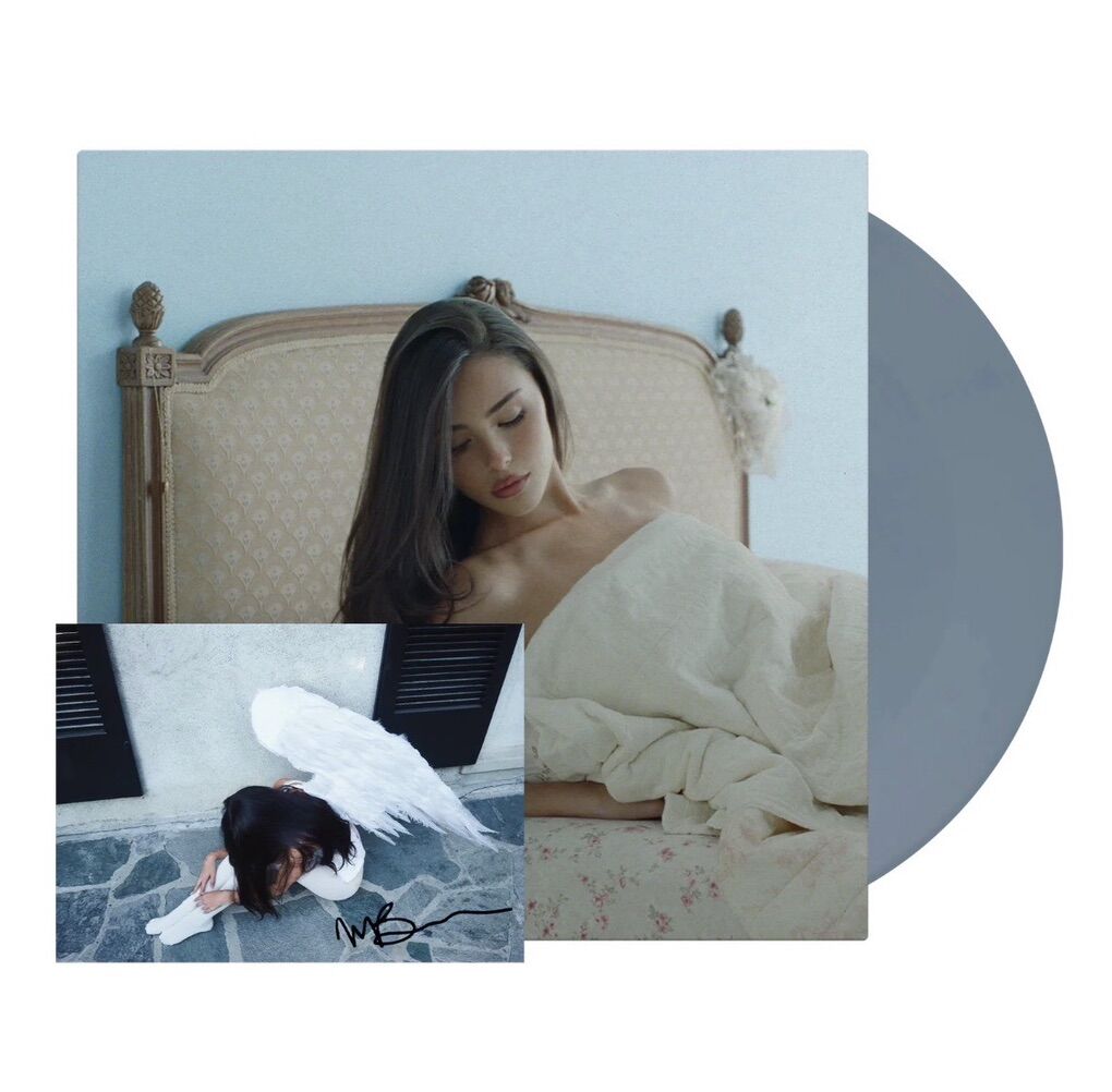 Madison Beer-SIGNED locket dusty blue vinyl-SEALED