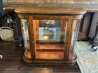 Stunning vintage curio cabinet- with light