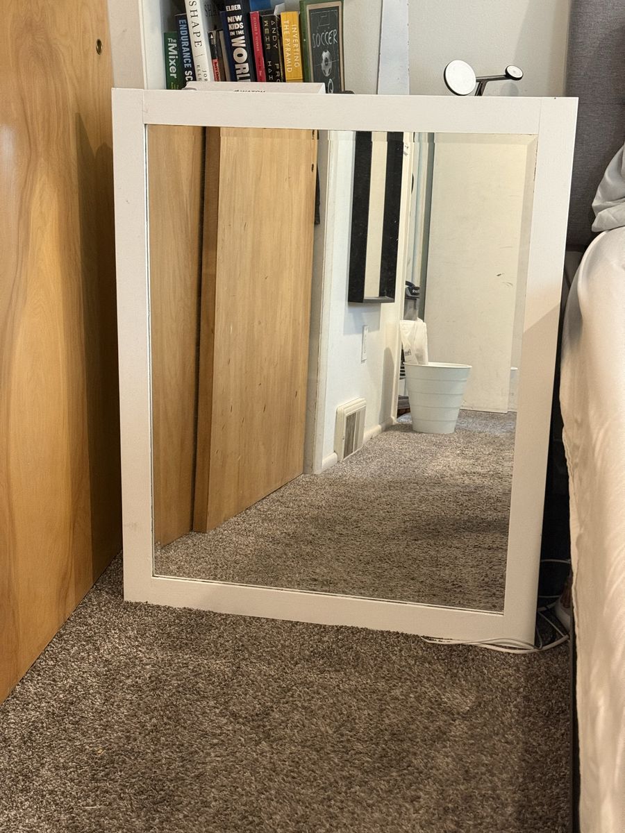 Mirror white