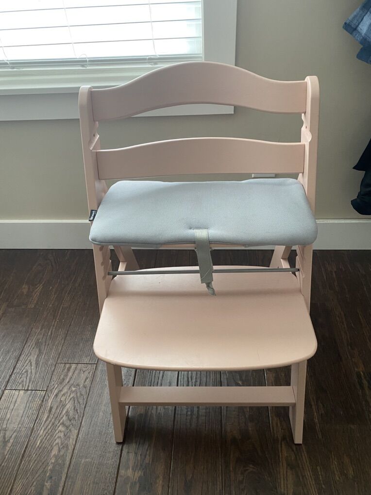Hauck Alpha + Adjustable Wooden High Chair