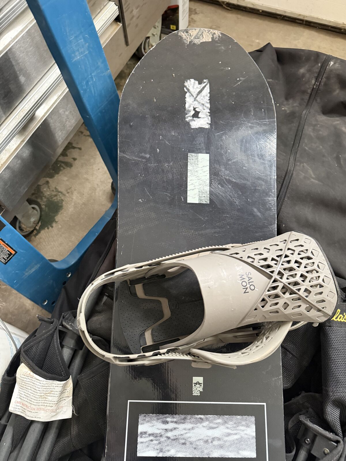 Rome SDS Snowboard w/ Salomon Bindings