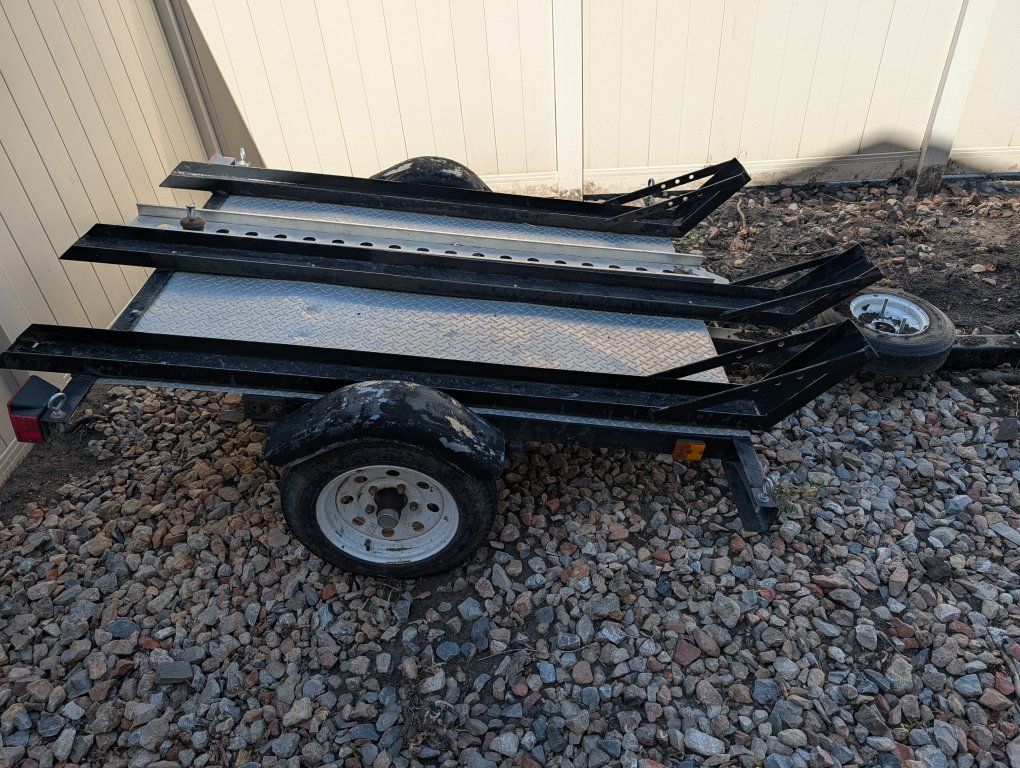 3 rail morotcycle trailer