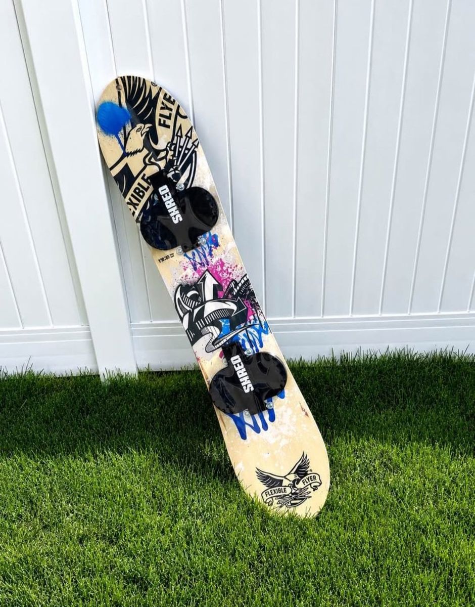 Flexible Flyer 51" Wood Youth Snowboard with Shred Bindings