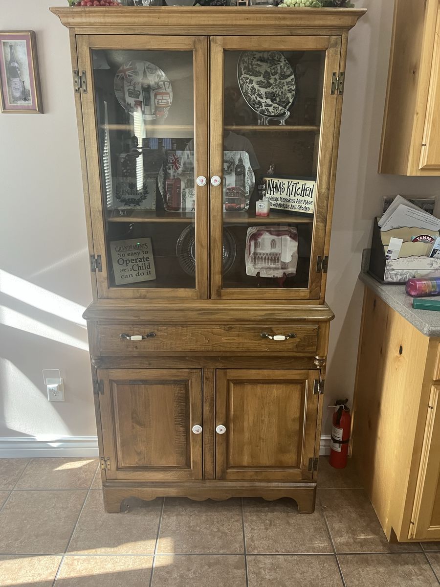 Vintage Solid Wood China Cabinet Hutch with Glass Doors, Drawer with Silverware Organizer, and Storage