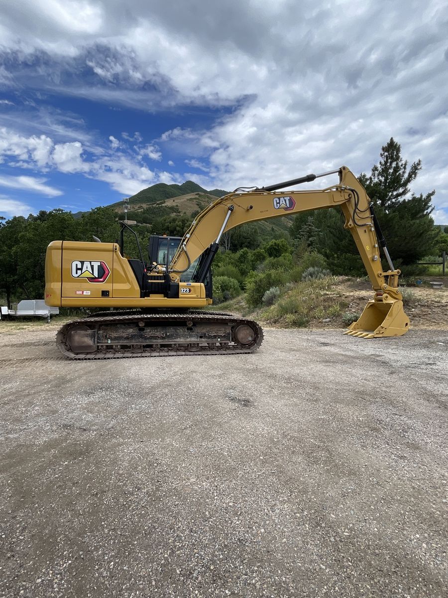 2021 Caterpillar Cat 323 Next Gen Excavator w/ 2D Grade Control, 4300 hrs, 48" Bucket