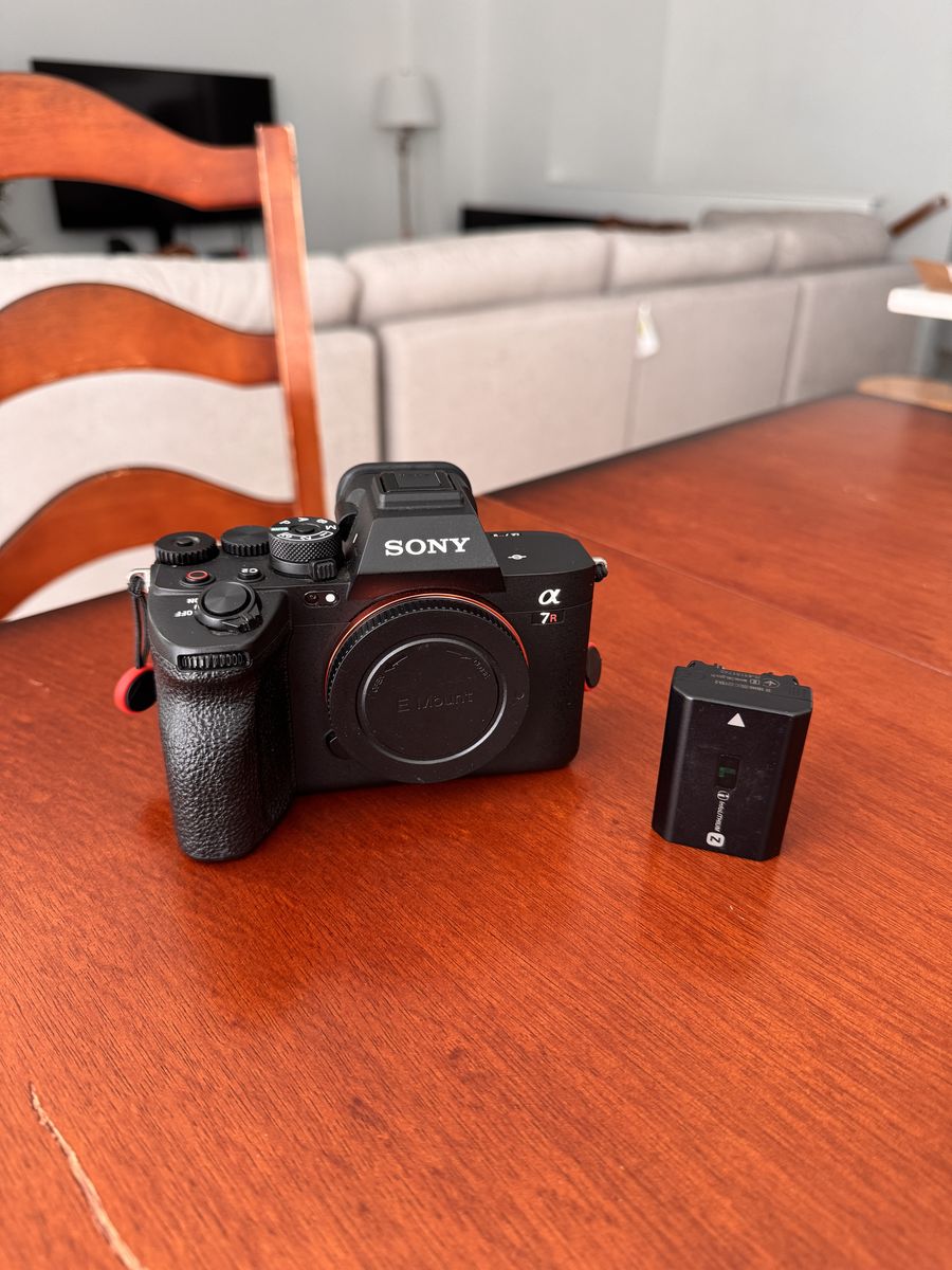 Sony A7RV