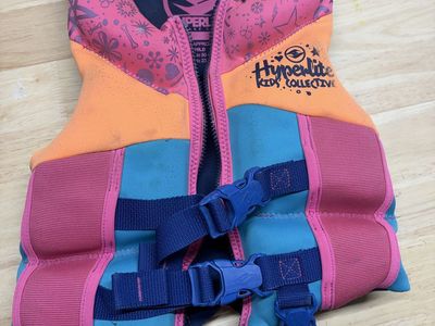 Hyperlite USCG Child life jacket