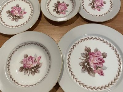 1950s vintage Noritake China. Rosewood pattern
