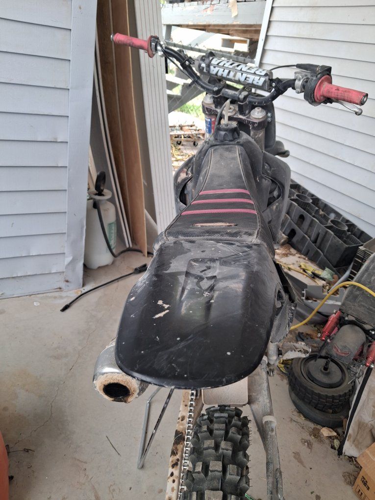 2005 Kx100, Lots of Add-Ons, Low hours, Read Description Title In Hand.