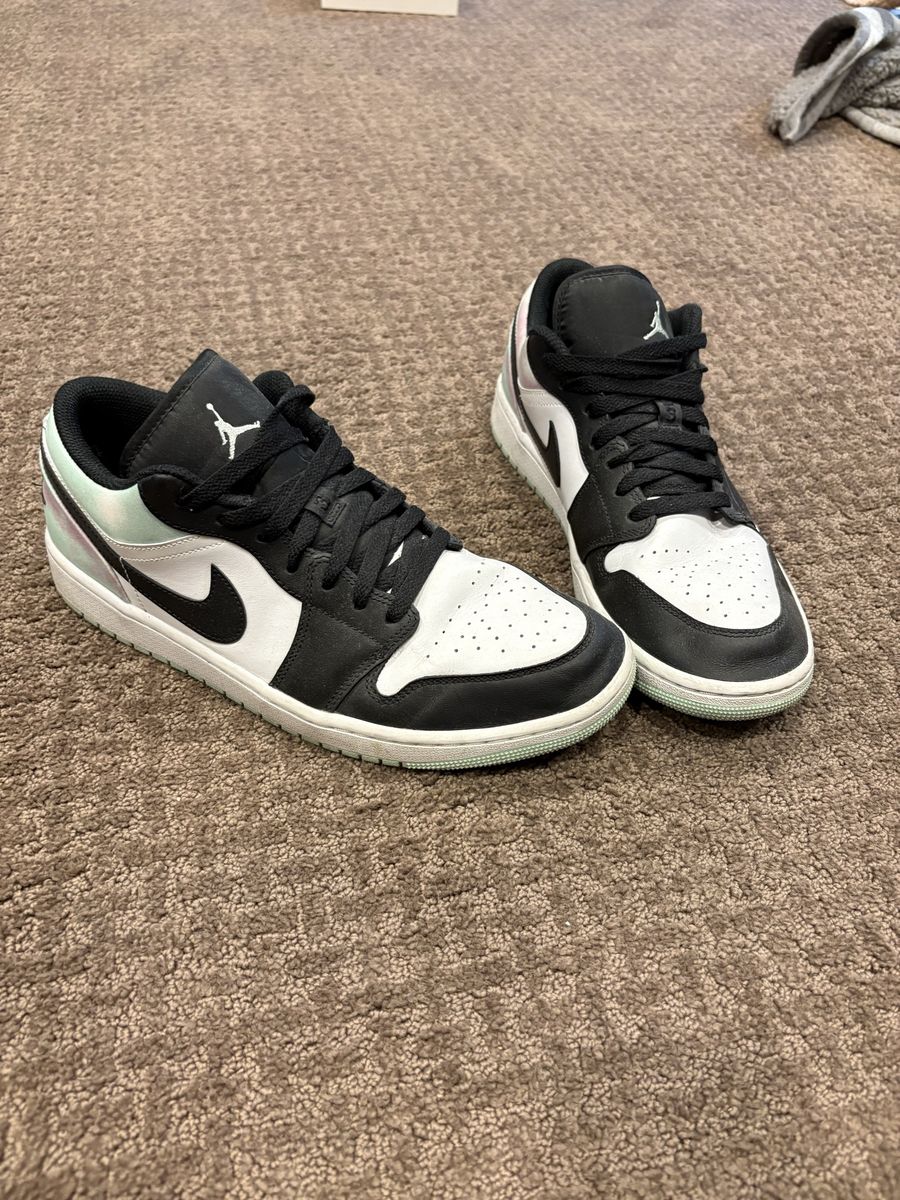 Air Jordan 1 men’s 10