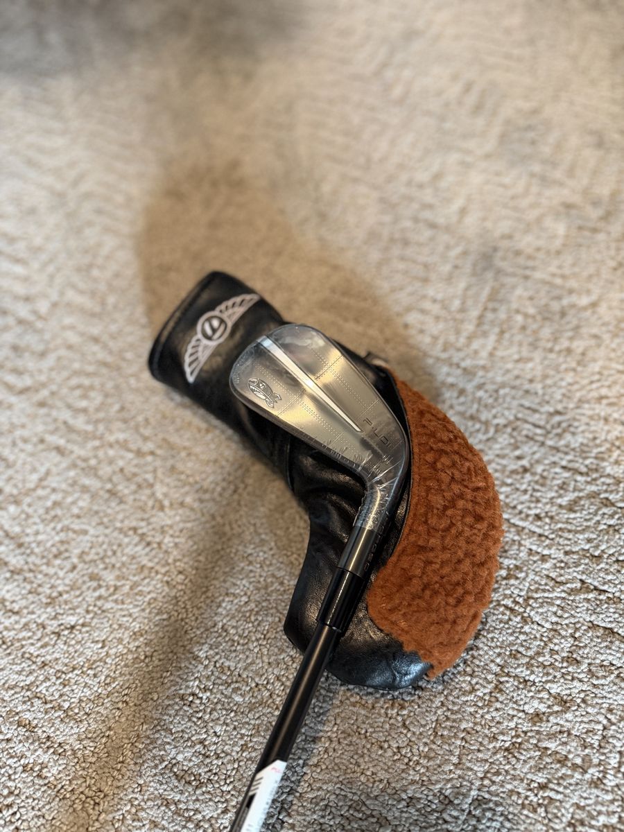 TaylorMade P·UDI Utility Iron Black Limited Edition Bomber Flight Club with Headcover