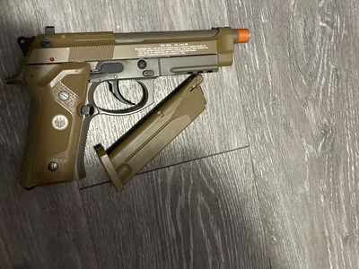 AirSoft Gun