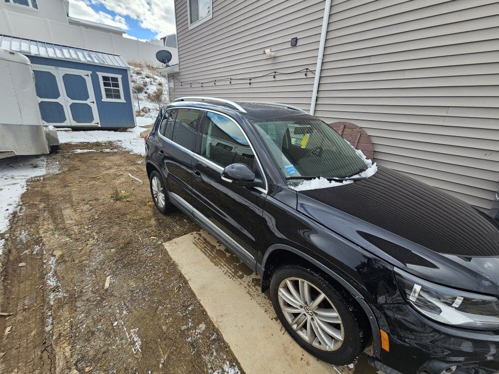 2012 VOLKSWAGEN TIGUAN 2.0T Limited S 4Motion