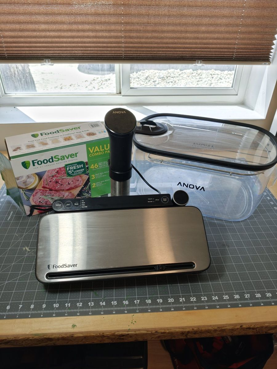 Anova Sous Vide Precision Cooker Combo Kit