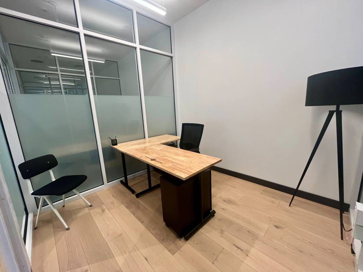 Downtown Salt Lake City--Need a Space? Get an Office by the Hour!