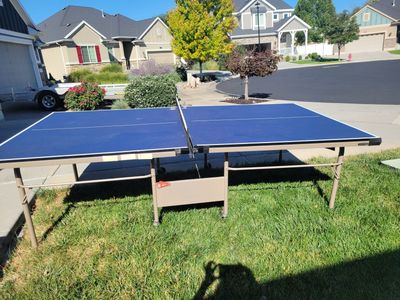 Ping pong table