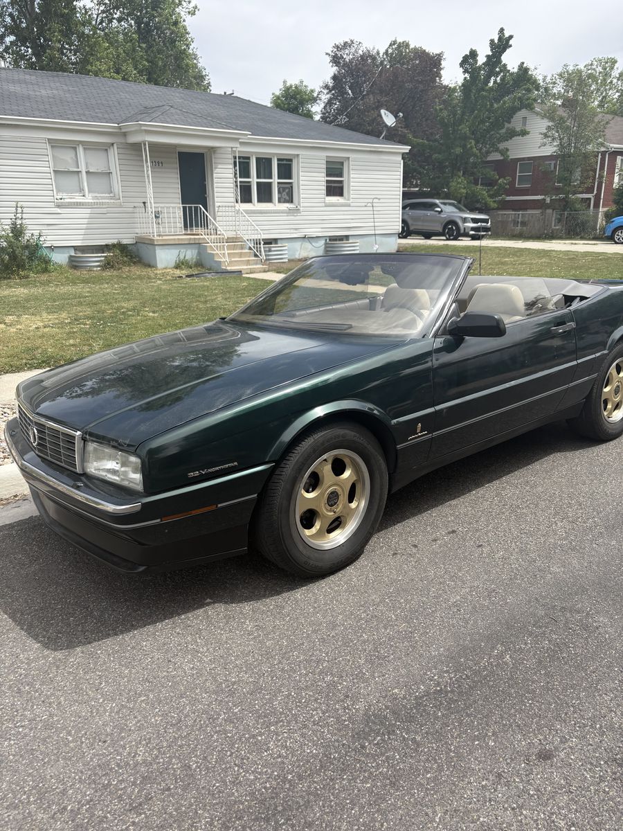 1993 Cadillac Allante Base