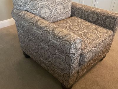 Patterned Armchair - Comfortable Upholstered Accent Chair in Neutral Tones
