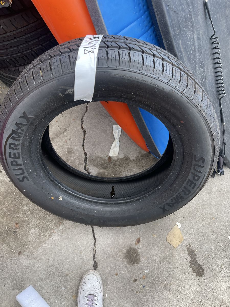 245/60/18 NEW SUPERMAX TIRE 