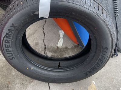 245/60/18 NEW SUPERMAX TIRE