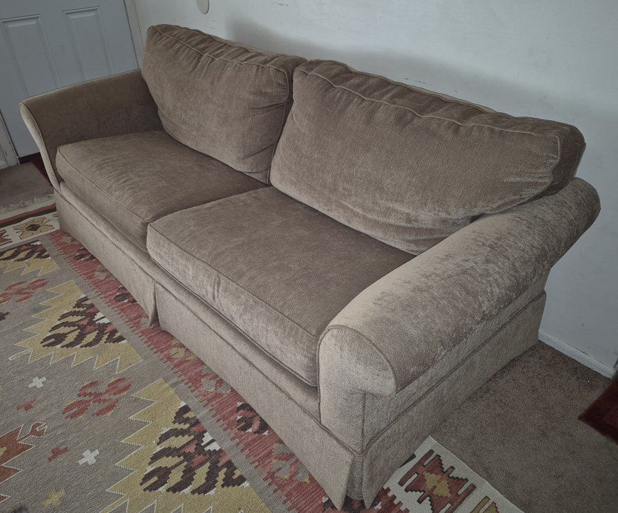Clean Tan Queen Air Dream Ultra Sofa Sleeper with System Air-Over-Coil Technology Mattress