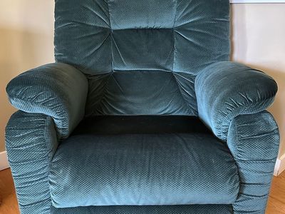 La-Z-Boy Recliner Rocking Chair (Dark Green) $75 OBO
