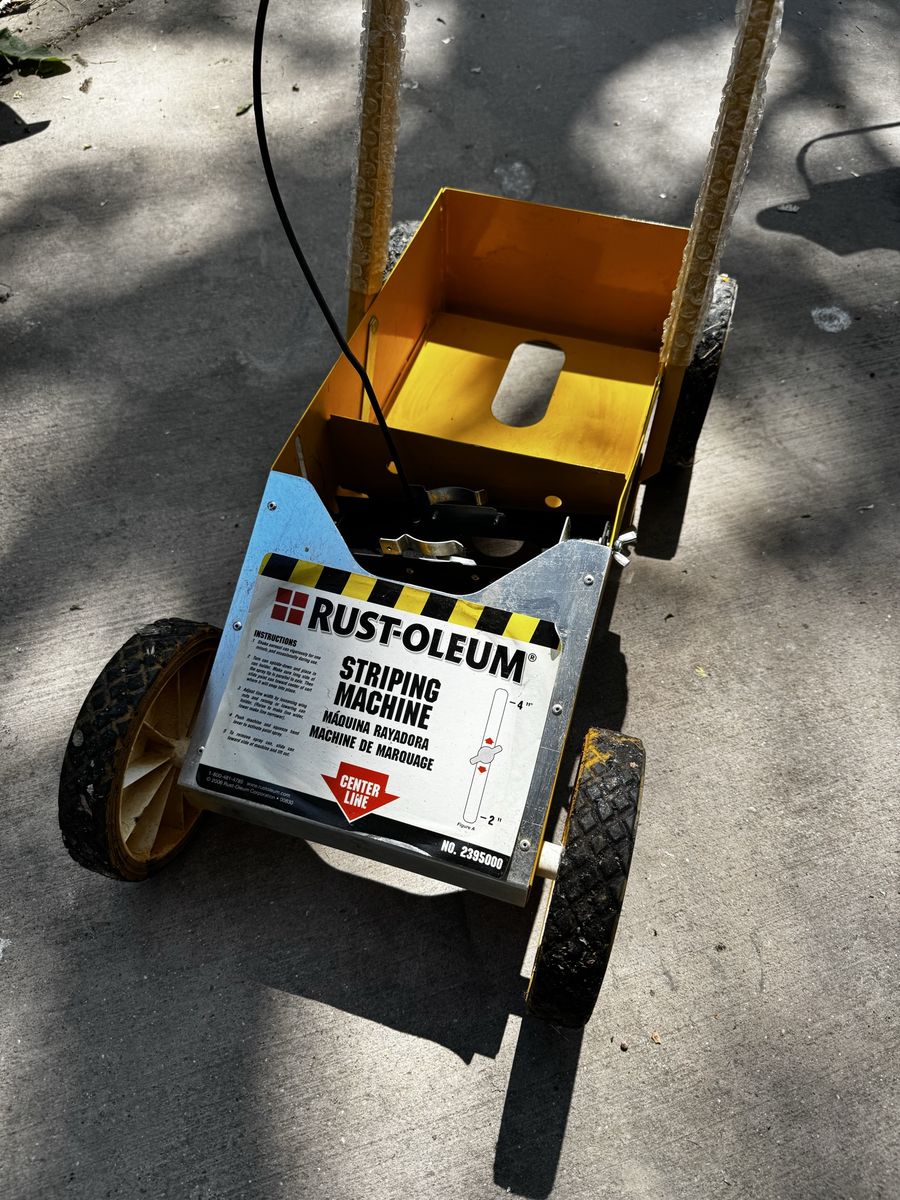 Rust-Oleum Striping Machine 2395000 Line Marker Applicator